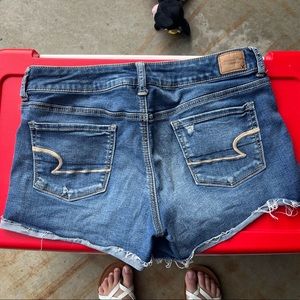 American Eagle Jean Shorts- Super Stretch size 10. Super Comfy.